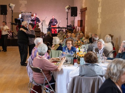 banquet des aînés jeudi 2024 (3)