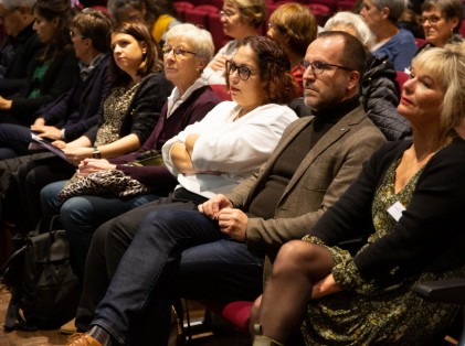 Journée de sensibilisation à la lutte contre les violences faites aux femmes (2)