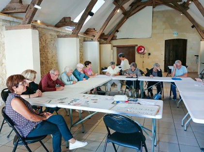 Semaine bleue - atelier marche batons + mémoire (3)