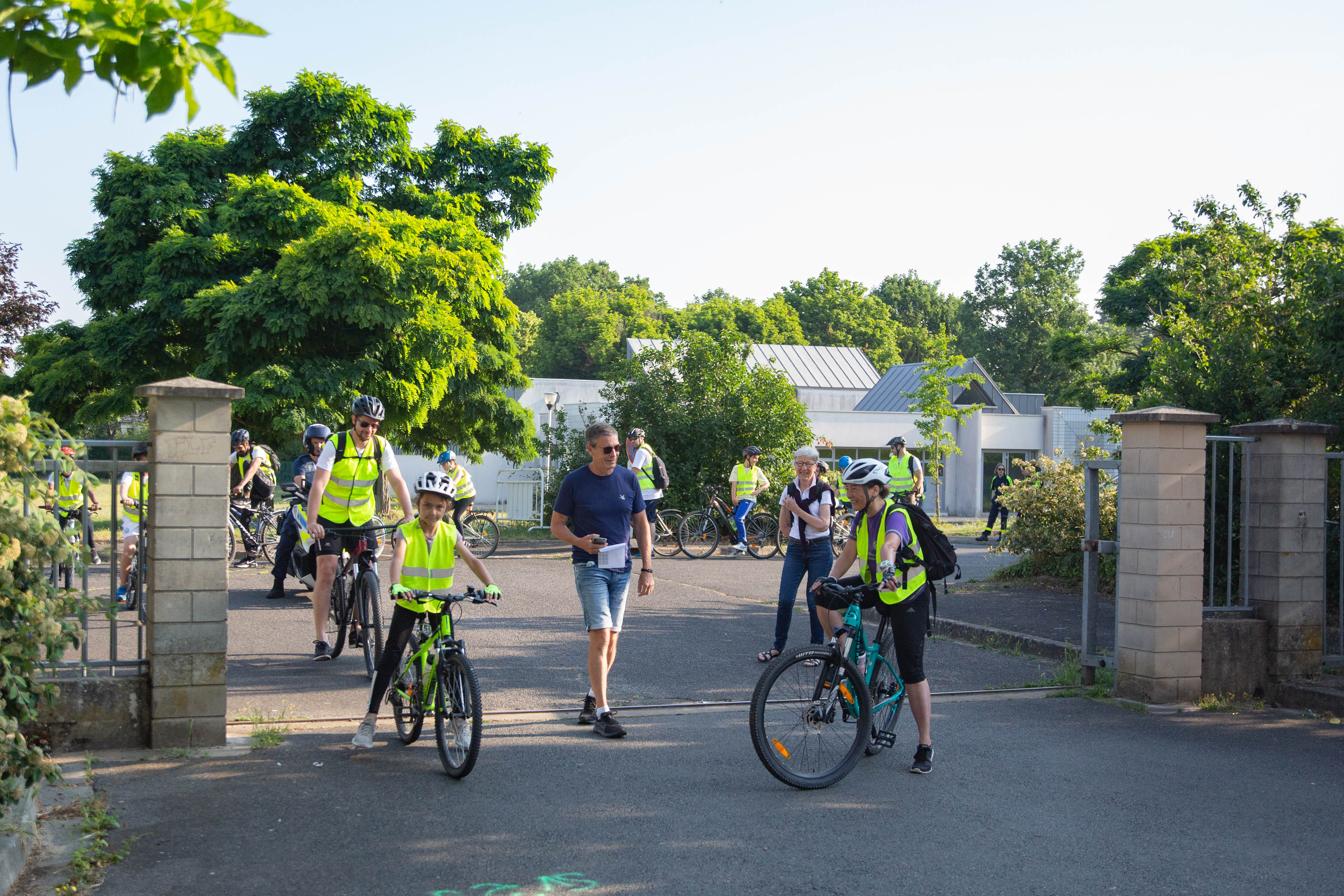 Sortie velo Donner aux futurs cyclistes collegiens toutes les cles pour assurer leur securite