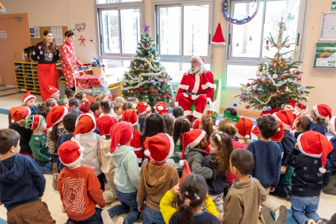 Père Noël dans les écoles 2024 web (1)