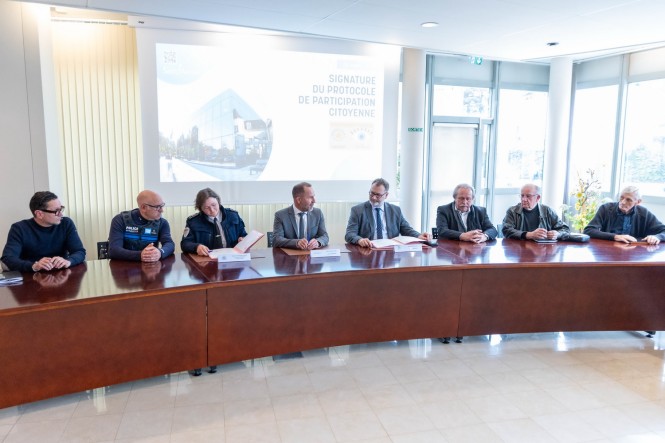visite prefet - signature participation citoyenne (1)