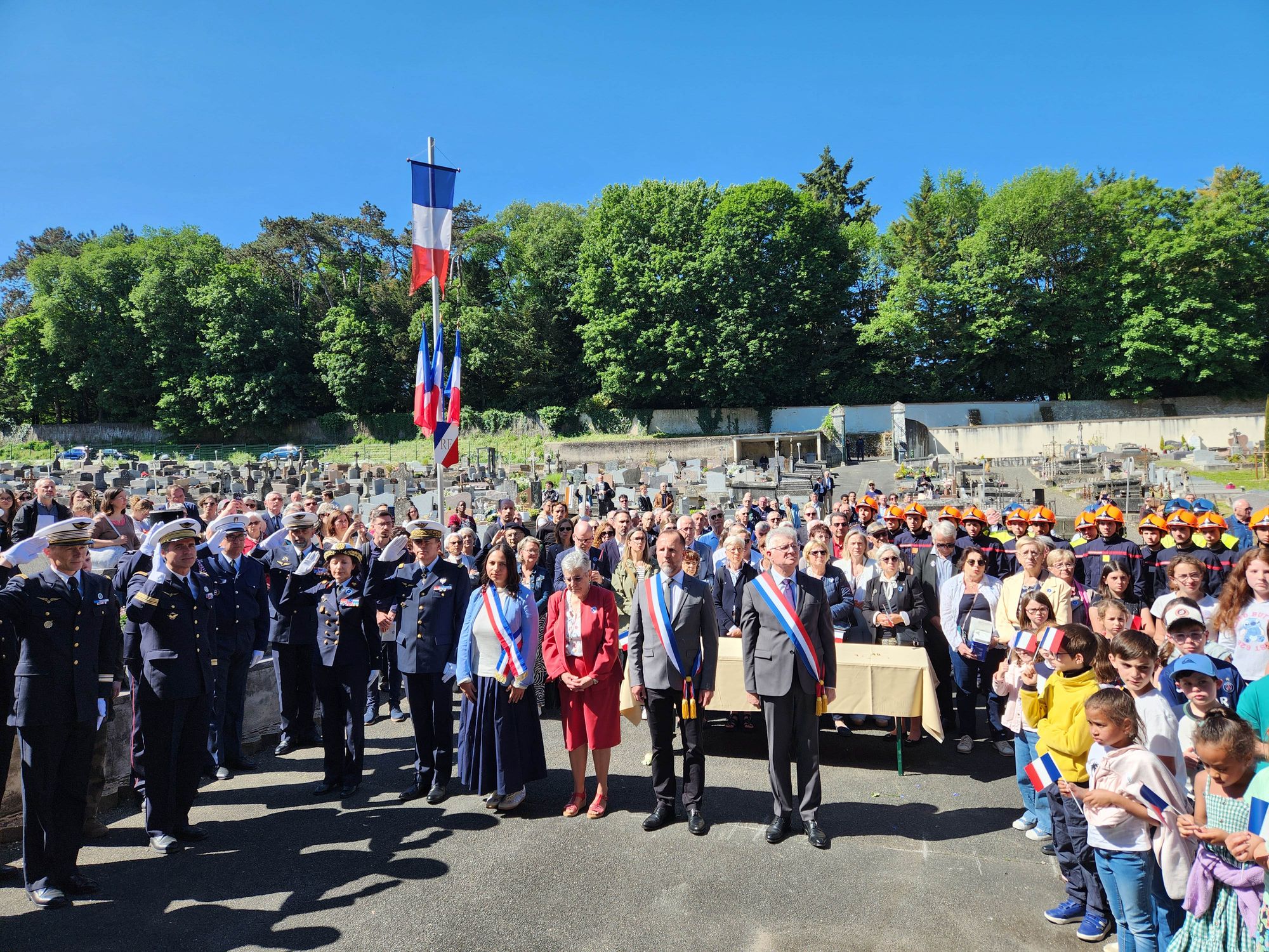 CEREMONIE 8 mai 2026 (40)