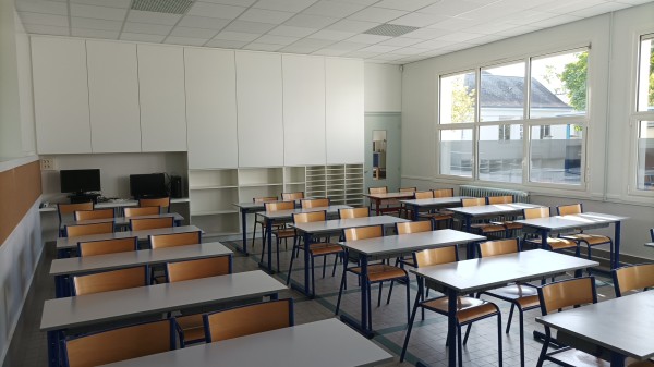 École Henri ADAM Primaire - meublé 