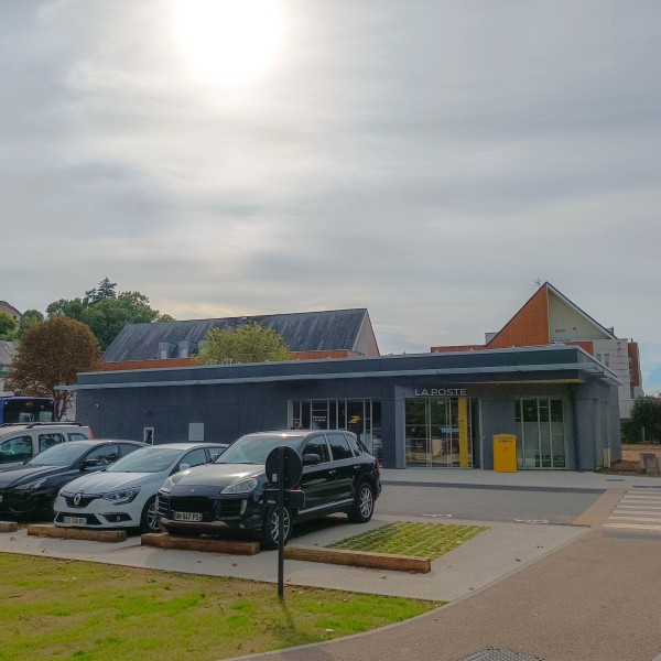 nouveau bureau de poste place maréchal leclerc (3)